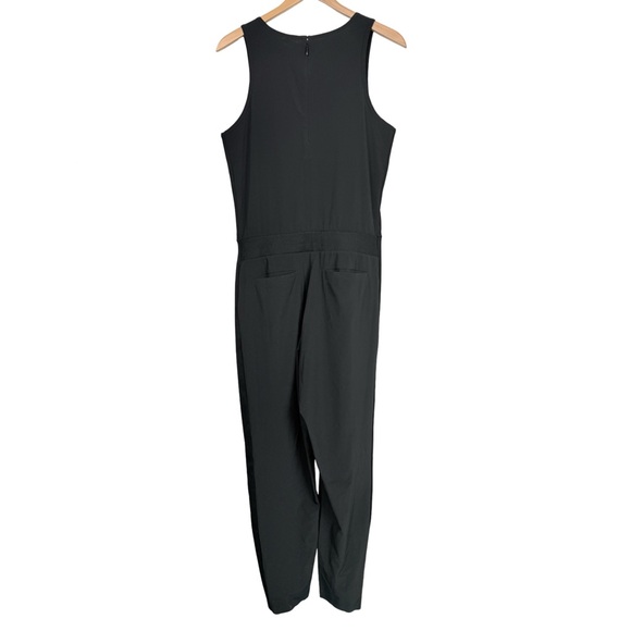 Athleta Black Brooklyn Jumpsuit Sleeveless 
Cropped Athleisure Size 10 Tall EUC - Picture 5 of 10
